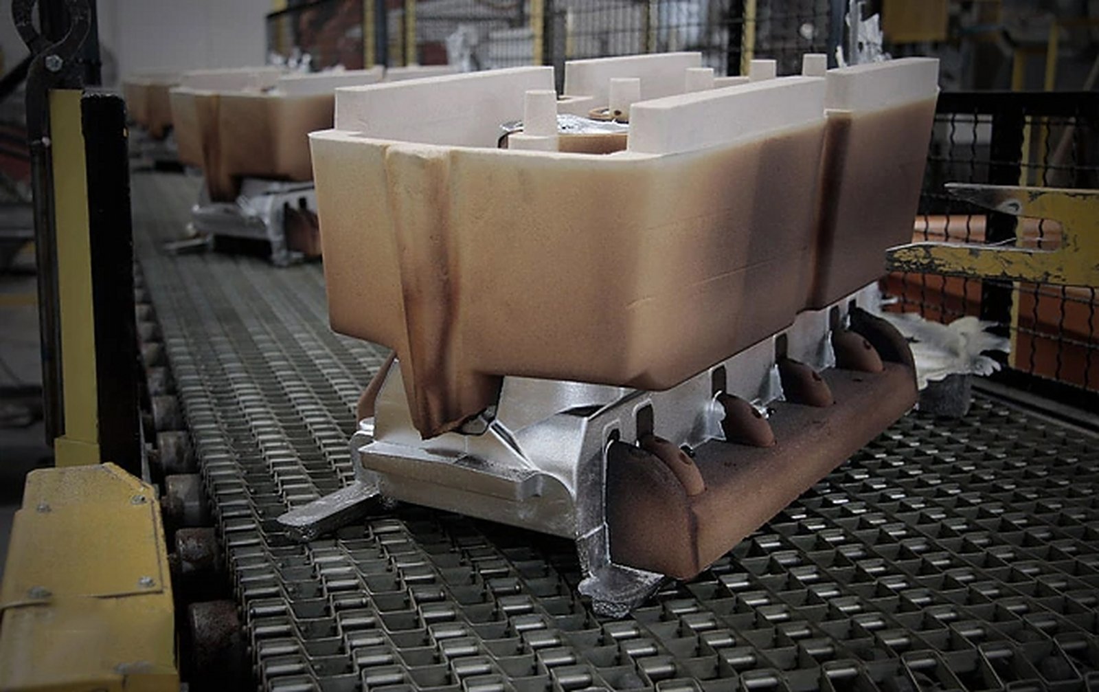 Gravity casting